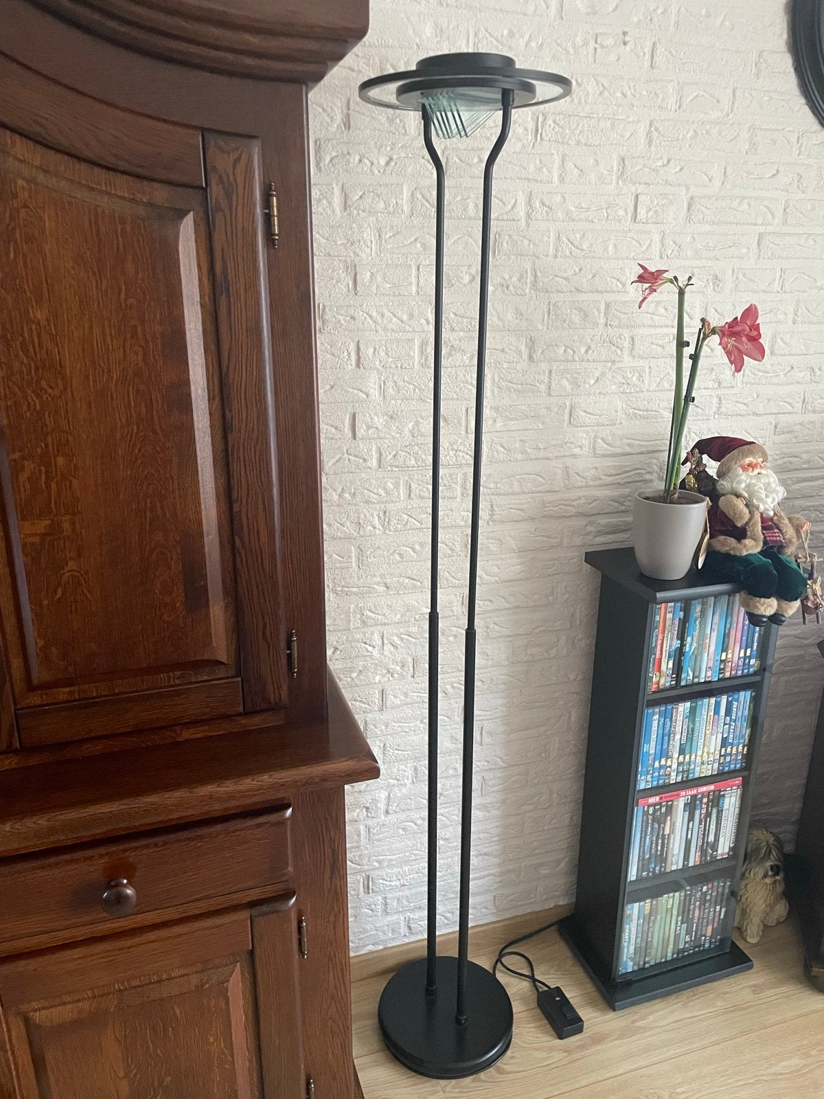 Moderne zwarte vloerlamp met dimmer, Ophalen, Zo goed als nieuw, Metaal, 150 tot 200 cm
