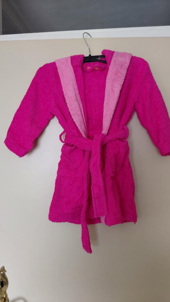 Hema meisjes badjas roze mt 98/104 met capuchon en zakken, Ophalen of Verzenden, Gebruikt, Meisje
