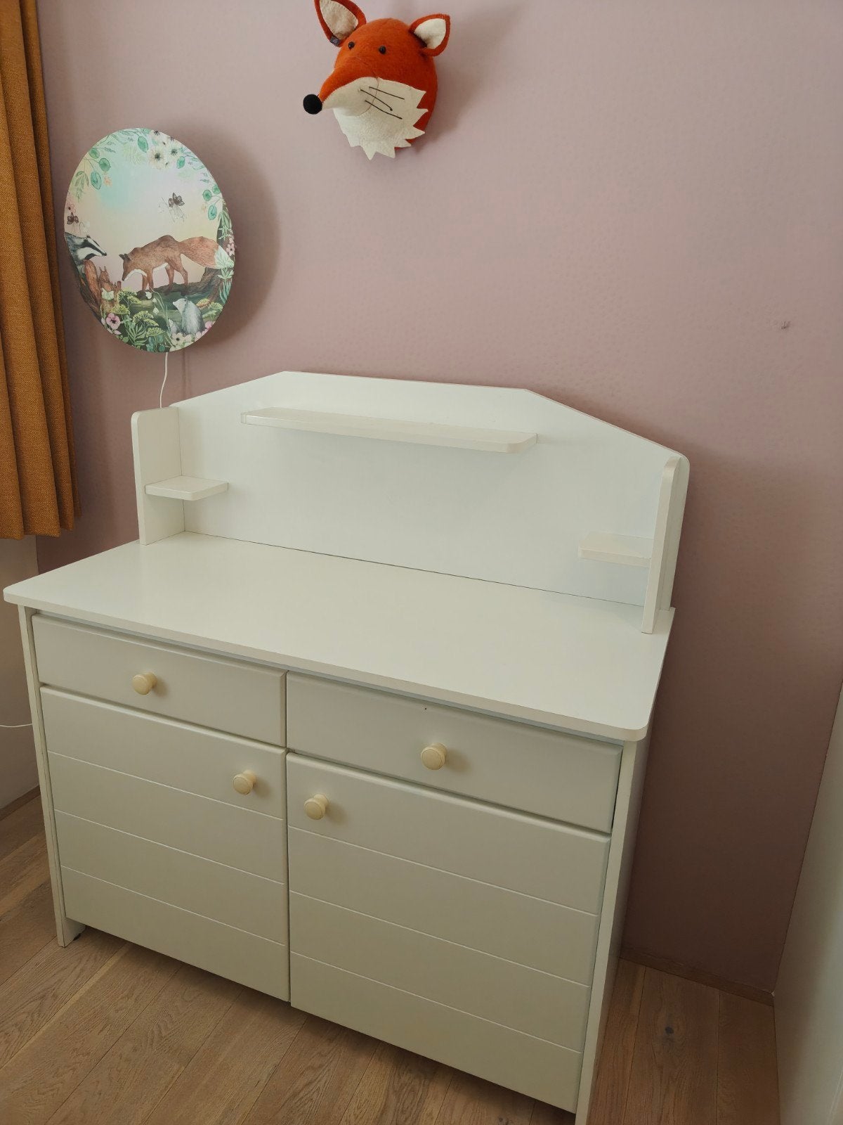GRATIS Witte commode met lades en kastjes, Ophalen, Gebruikt, 50 tot 70 cm, 100 cm of meer