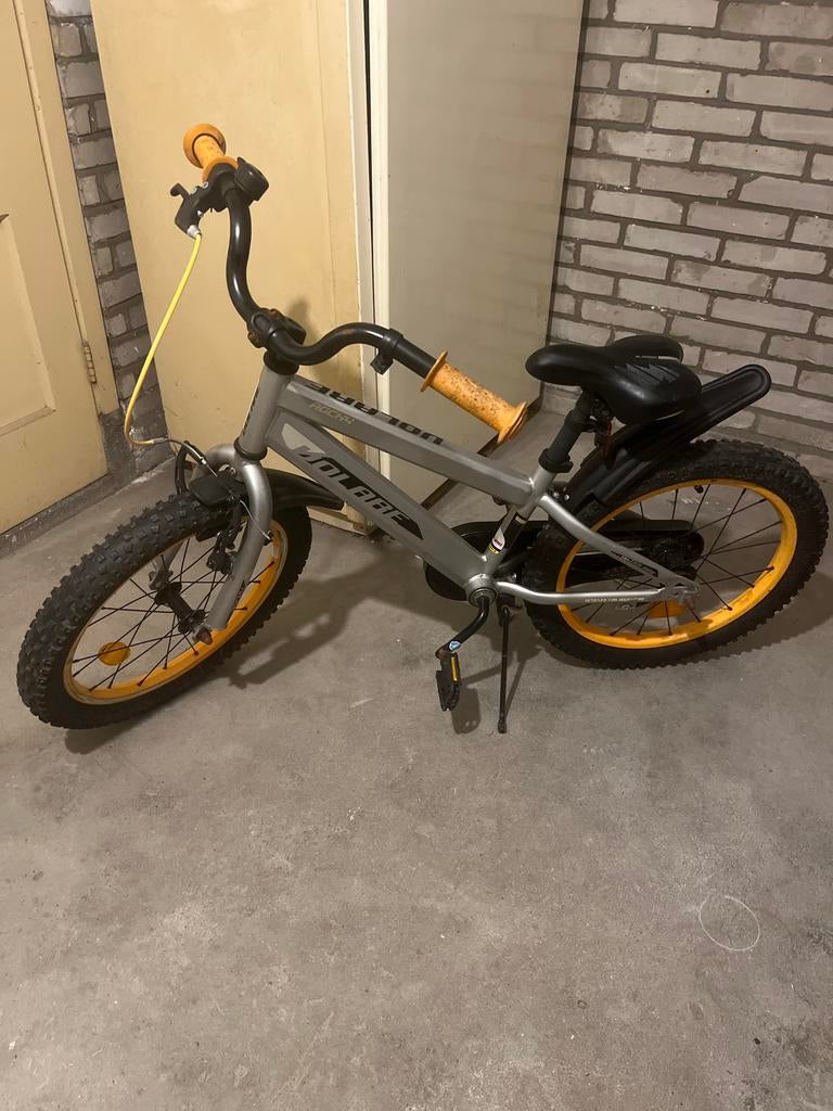 Volare Rocky Kinderfiets 16 inch - Zilver/Oranje, Ophalen, Gebruikt, Terugtraprem, 16 tot 20 inch