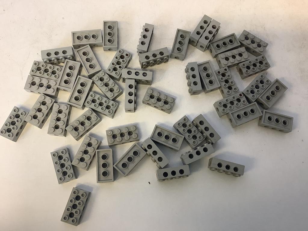 Lego technic steen 2x4 met gaten aan alle zijden licht grijs, Ophalen of Verzenden, Gebruikt, Losse stenen, Lego