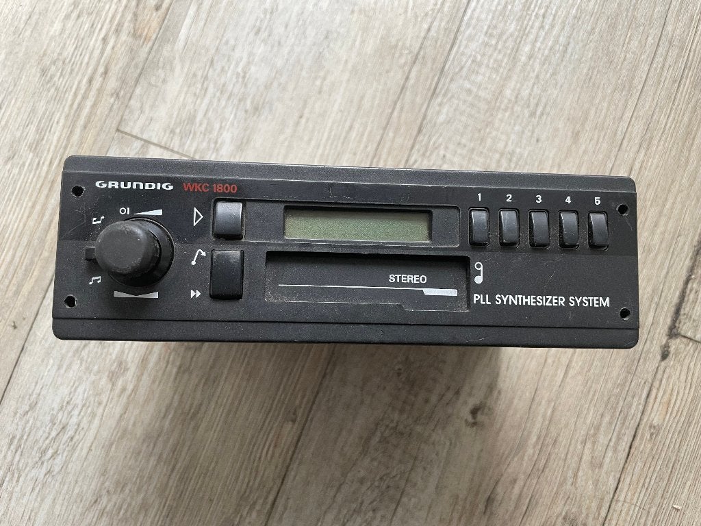 Grundig WKC 1800 VD - Autoradio/cassettespeler, Auto diversen, Autoradio's, Ophalen of Verzenden, Zo goed als nieuw