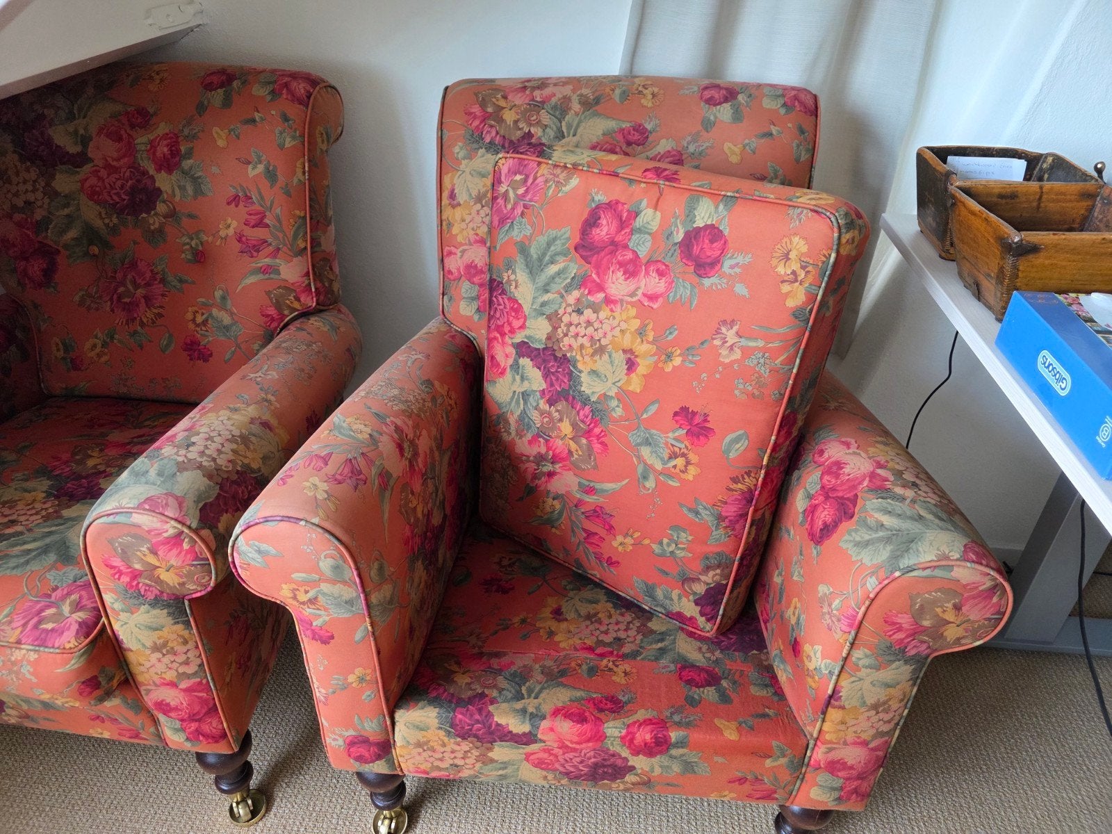 "Twee klassieke Engelse fauteuils /oorfauteuils, goede staat, Ophalen, Gebruikt, 75 tot 100 cm, 50 tot 75 cm