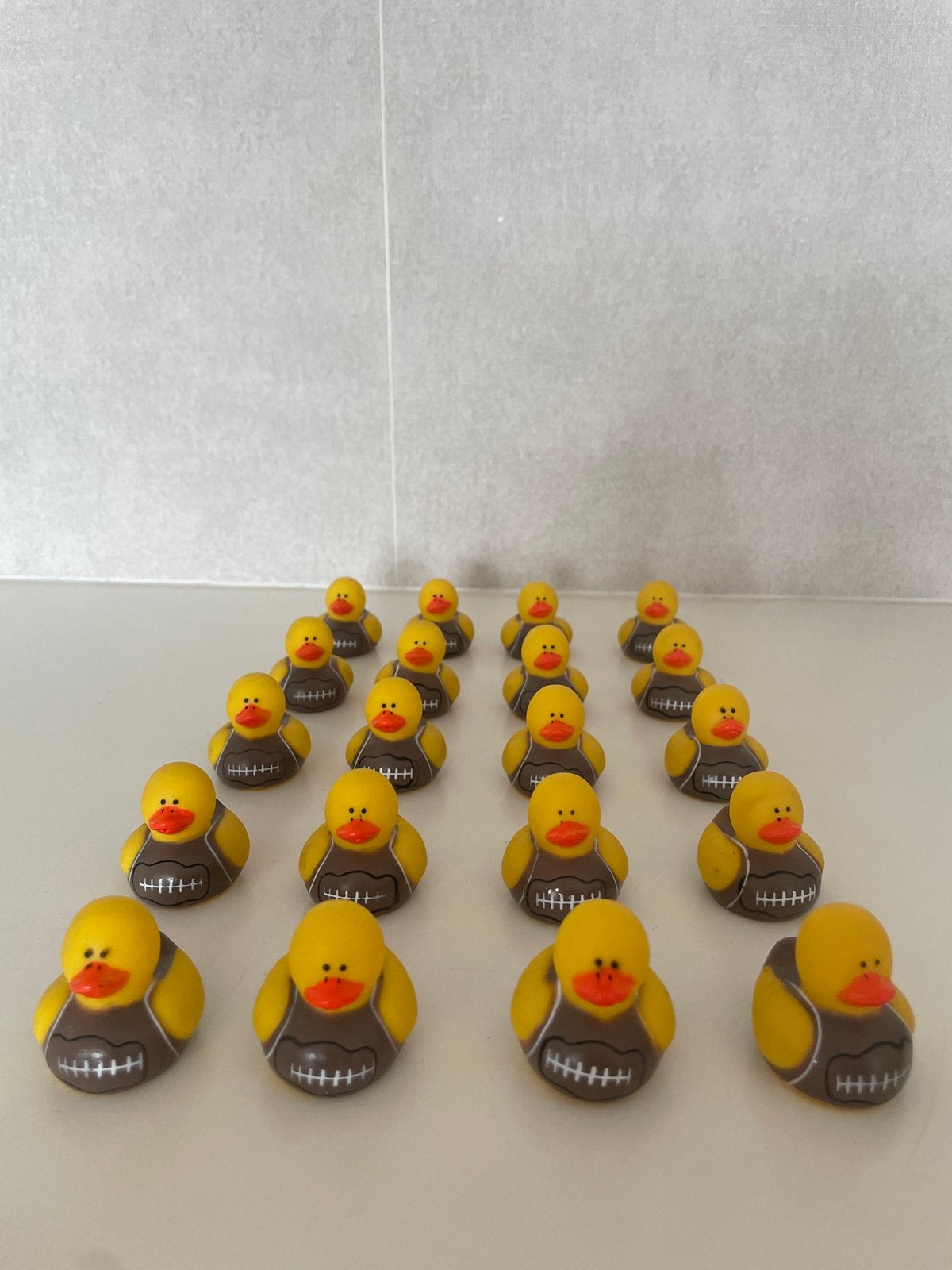 24 badeendjes in American Football outfit, Ophalen of Verzenden, Zo goed als nieuw, Badeend, Overige merken