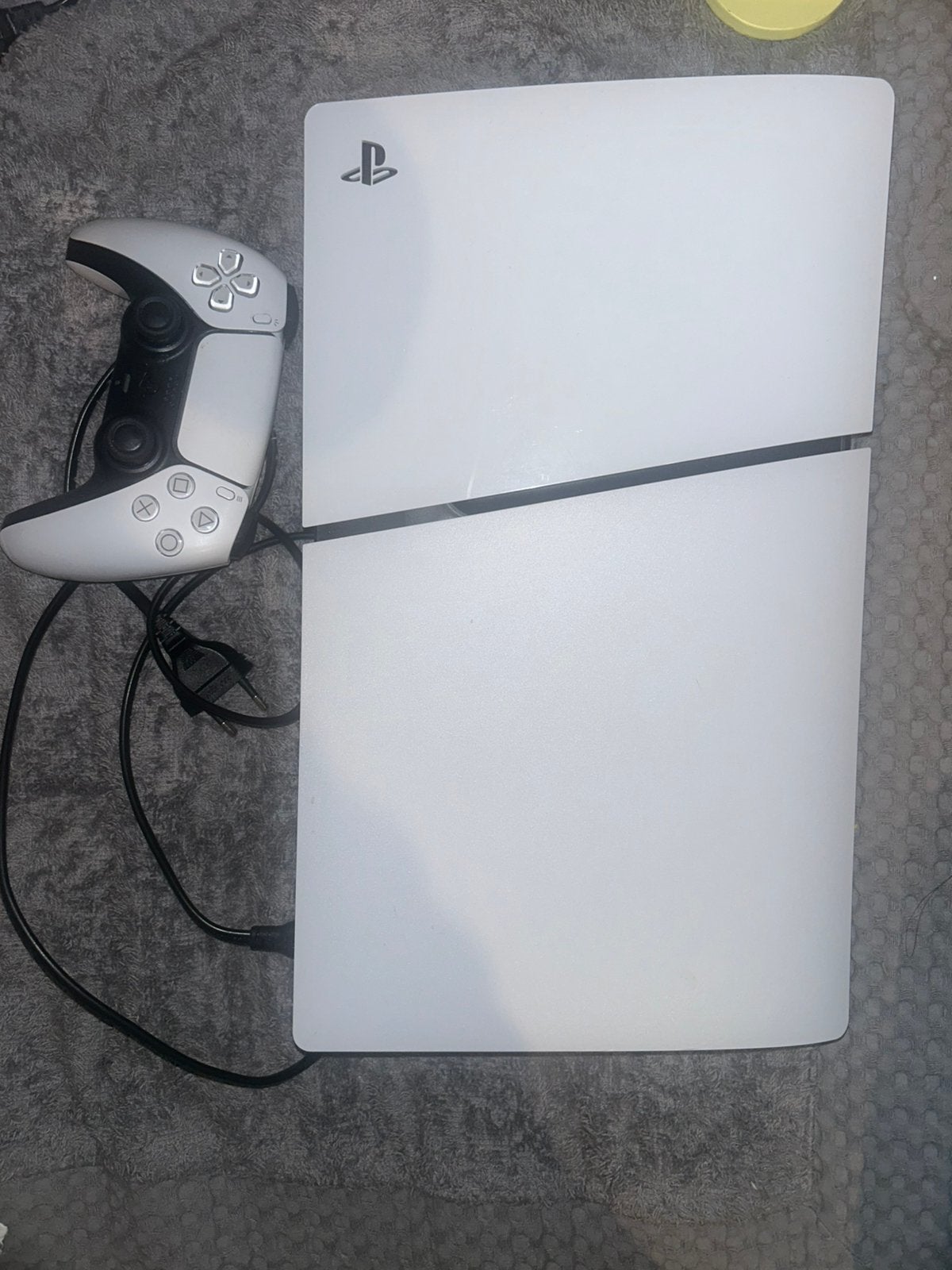 Playstation 5 Digital 1TB incl toebehoren, Spelcomputers en Games, Ophalen of Verzenden, Zo goed als nieuw