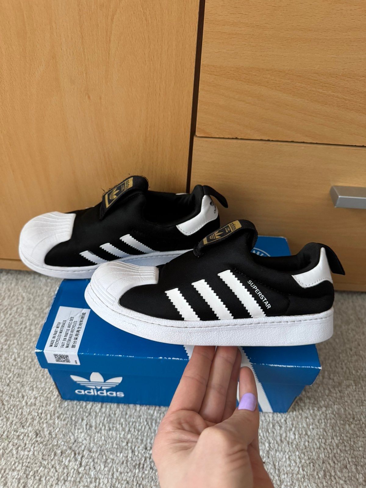 Adidas Superstar sneakers 30,5 maat, Jongen of Meisje, Schoenen, Ophalen of Verzenden, Zo goed als nieuw