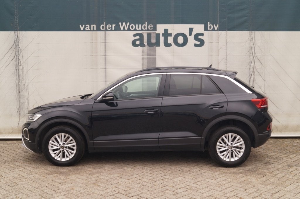 Volkswagen T-Roc 1.5 TSI 150pk Life Business -NAVI-ECC-CAM-L, Auto's, Volkswagen, Voorwielaandrijving, Stof, Euro 6, 4 cilinders