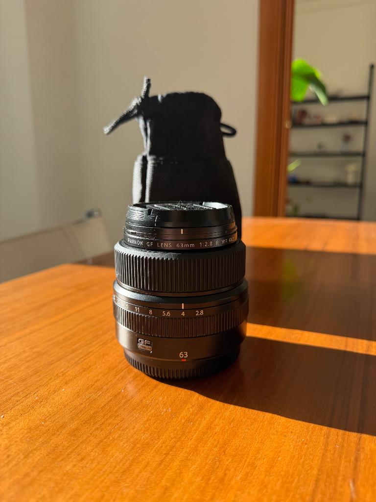Fujifilm GF 63mm f/2.8 R WR, Ophalen, Zo goed als nieuw, Standaardlens