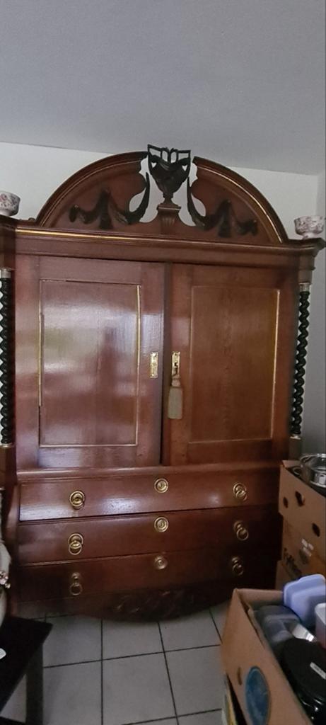 Antiek kabinet, Antiek en Kunst, Ophalen