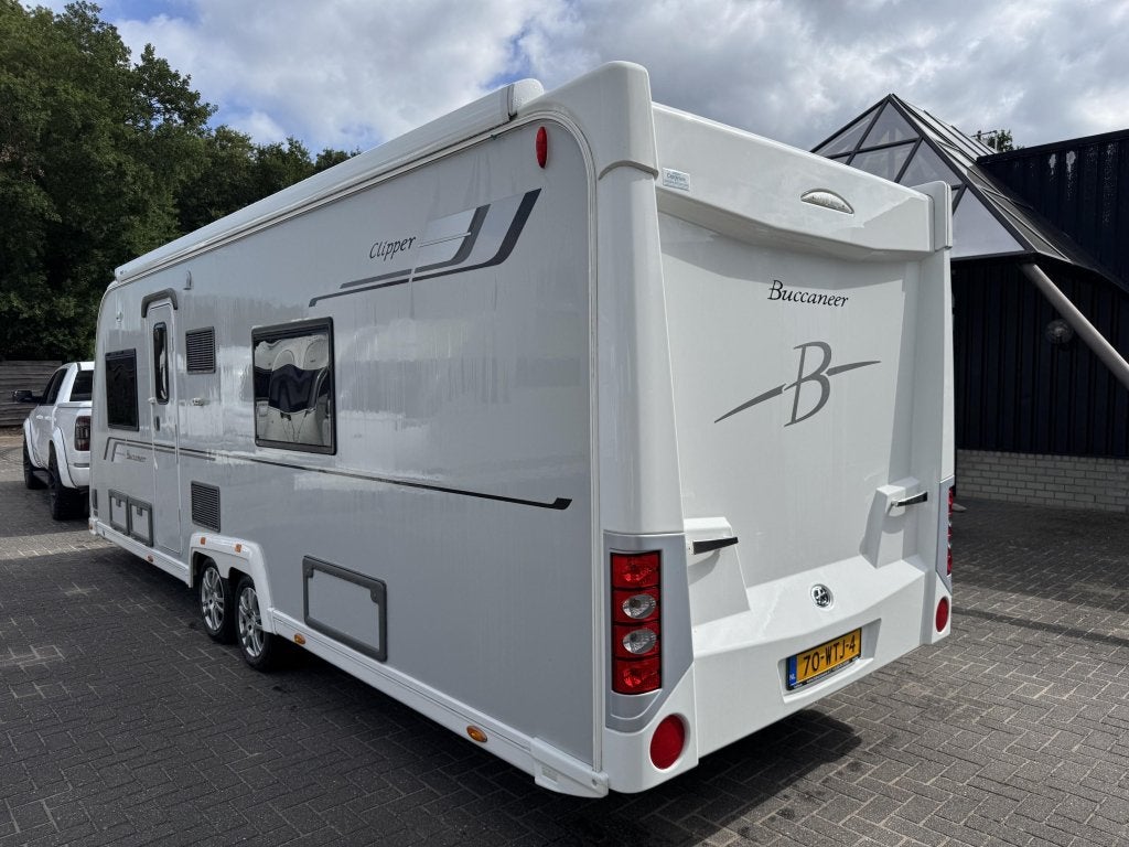 Elddis Buccaneer 2014 | Enkele bedden, Schokbreker, Elddis, 7 tot 8 meter, Bedrijf