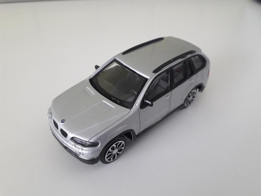 bmw x5      maisto      bmw, Ophalen of Verzenden, Zo goed als nieuw, Auto, Overige merken