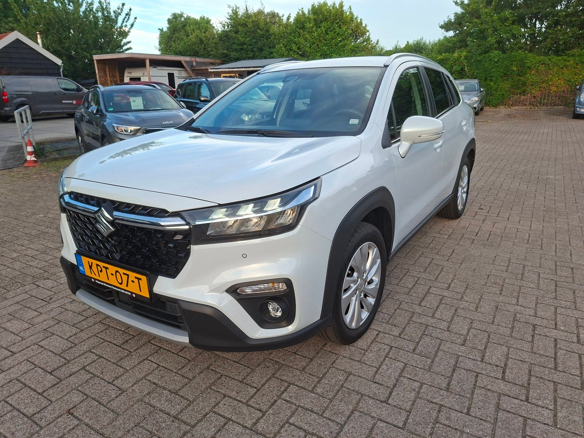 Suzuki S-CROSS 1.5 Hybrid Select automaat carplay camera tre, Auto's, Gebruikt, Euro 6, 4 cilinders, 400 kg
