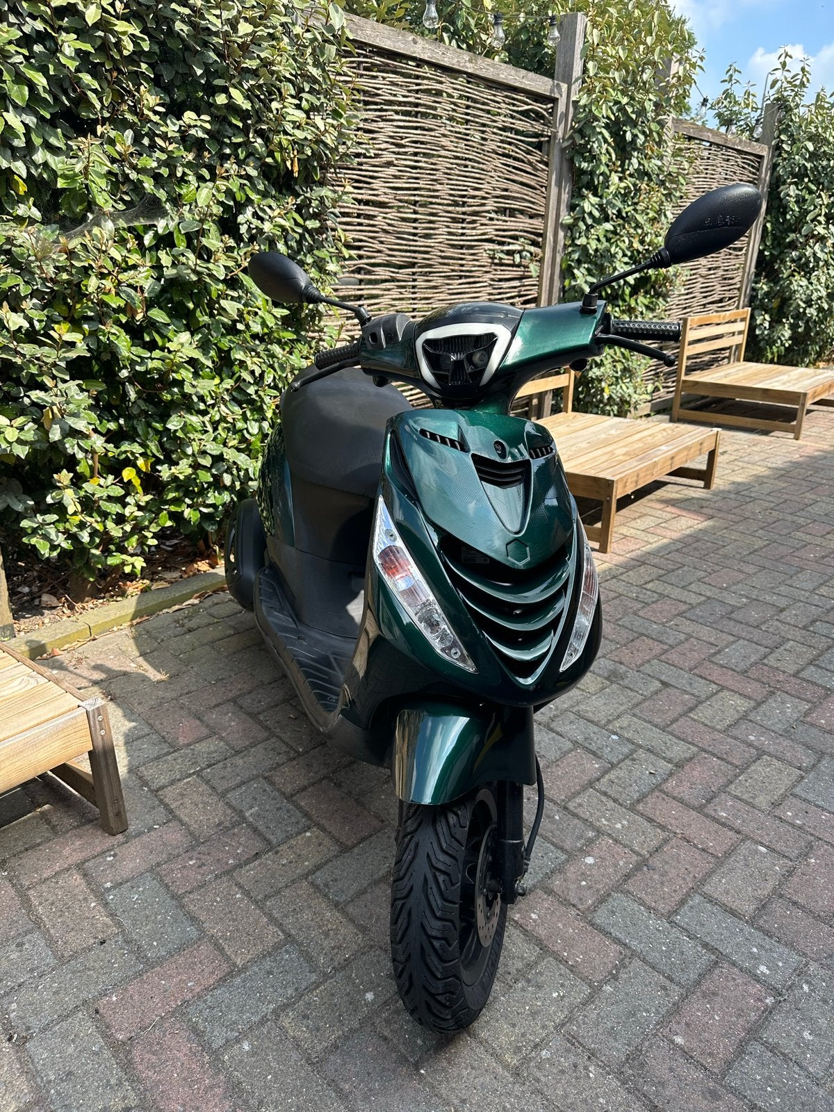 Piaggio Zip 4-takt - Groen - Goed onderhouden, Ophalen, Gebruikt, Maximaal 45 km/u, Zip