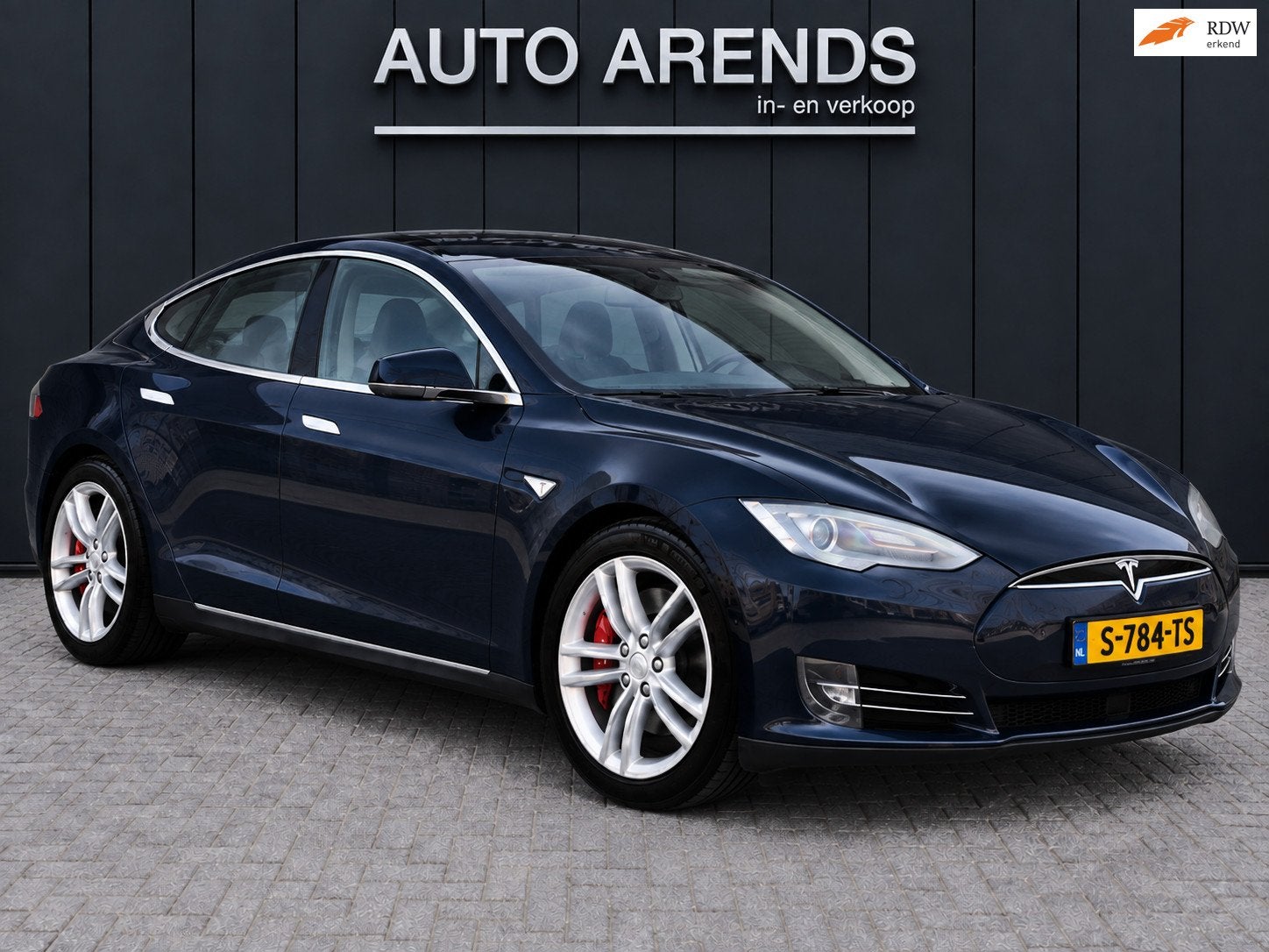 Tesla MODEL S 85D Performance E-Pack SOH 92% 700PK Autopilot, Auto's, Automaat, 700 pk, Gebruikt, 110 €/maand
