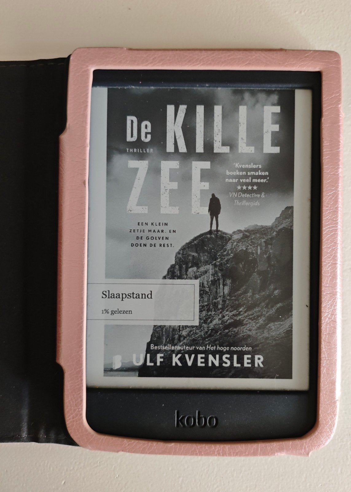 Kobo Nia e-reader met 4700+ boeken, 16GB, cover & kabel, 6 inch of minder, Ophalen of Verzenden, Zo goed als nieuw, Touchscreen