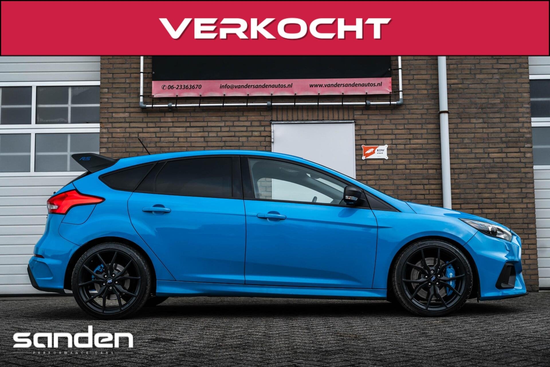 Ford Focus 2.3 RS LSD Blue & Black|Sony|Cam|CarPlay|Recaro, Bi-Xenon koplampen, 4 cilinders, Blauw, 2300 cc