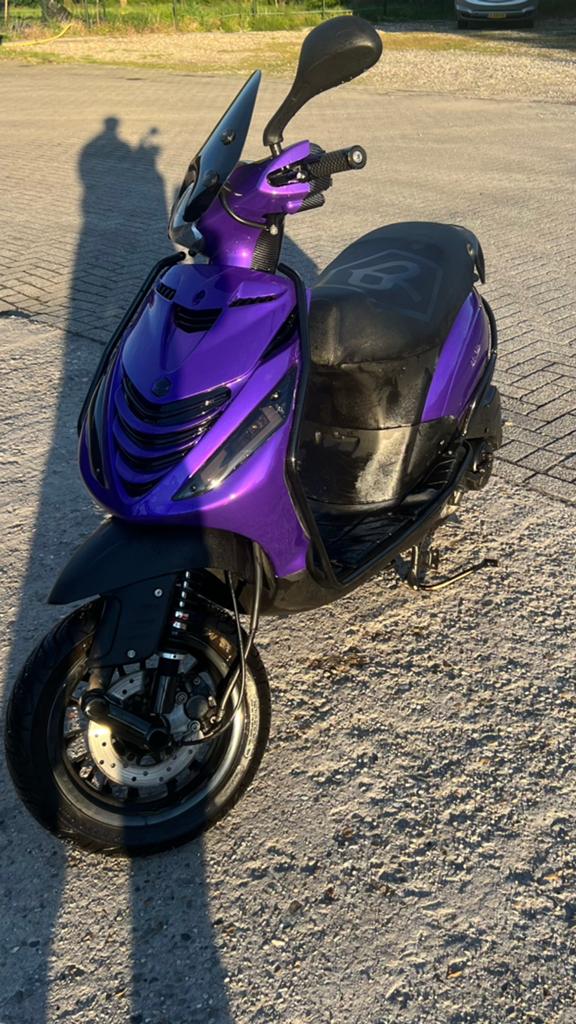 Piago zip 50cc, Ophalen, Maximaal 45 km/u, Zip, Zo goed als nieuw