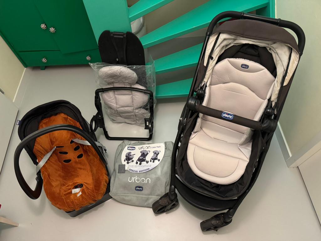 Chicco urban 3 in 1 combinatie kinderwagen, Kinderen en Baby's, Kinderwagens en Combinaties, Ophalen