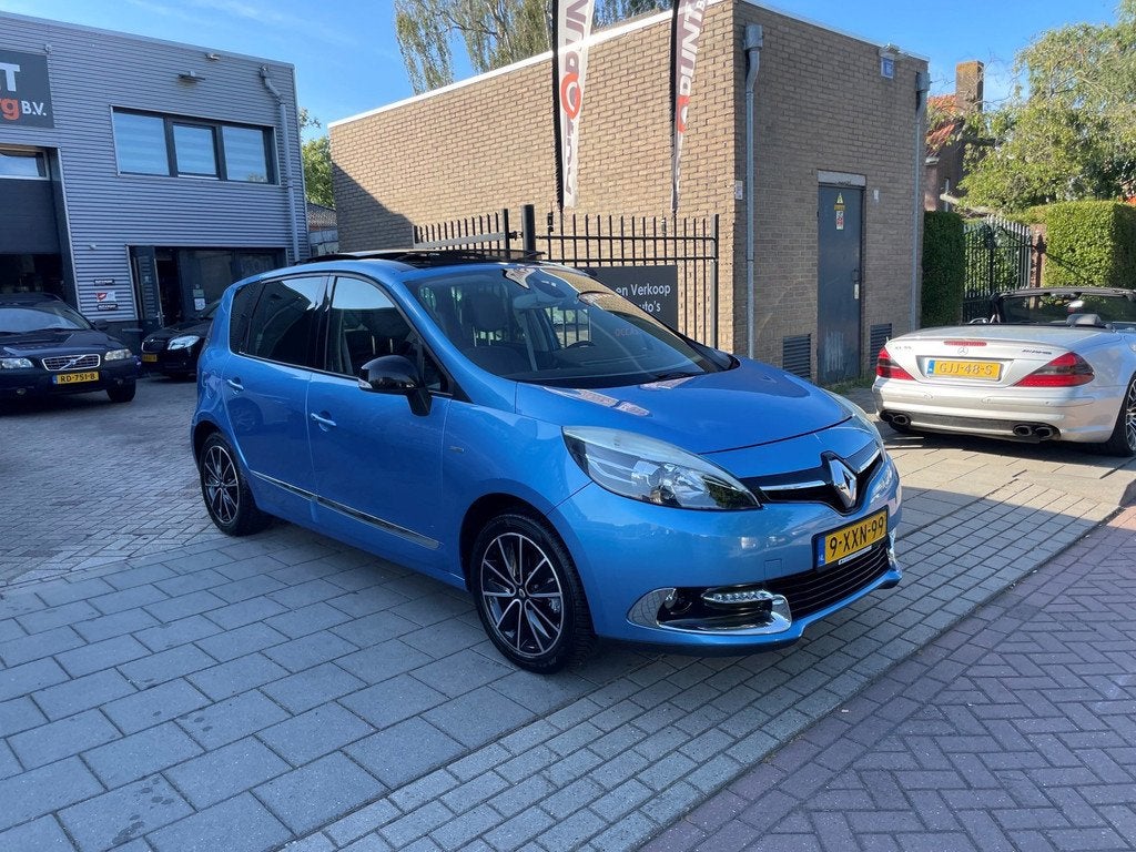 Renault Scénic 1.2 TCe Bose 2e Eigenaar! Trekhaak Airco Nav, Auto's, Renault, Voorwielaandrijving, Euro 5, Gebruikt, 1295 kg