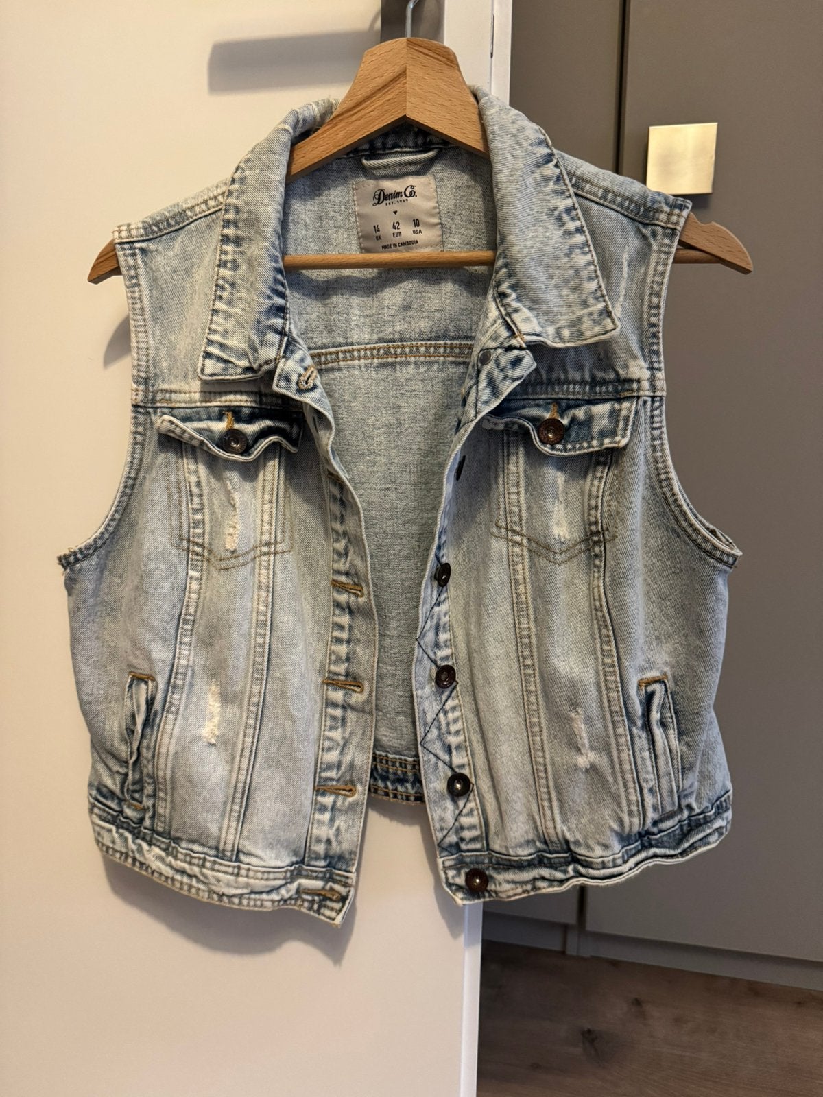 Denim gilet L zo goed als nieuw, Ophalen of Verzenden, Zo goed als nieuw, Maat 42/44 (L), Blauw