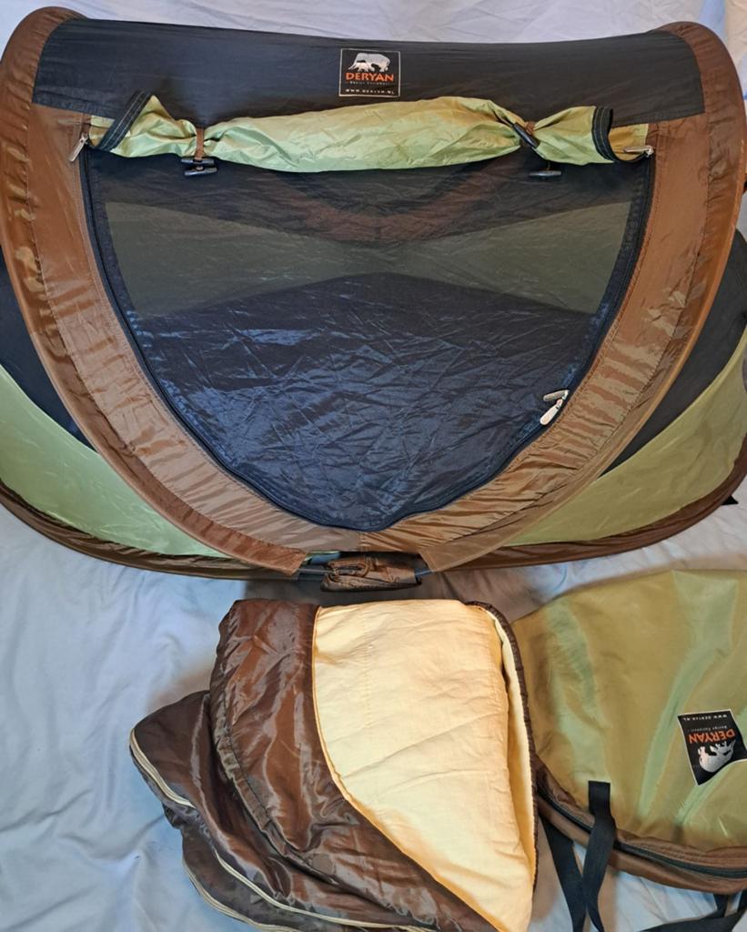 Deryan campingbedje babytent.
is een handig campingbedje, Ophalen of Verzenden, Reisbedje