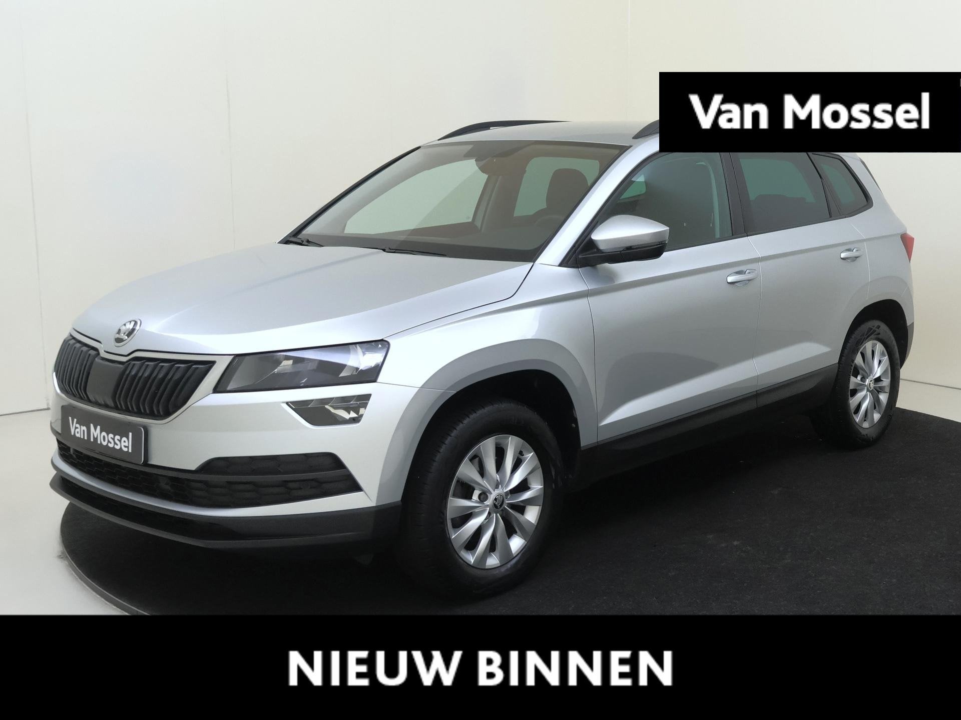 Skoda Karoq 1.5 TSI ACT Business Edition | LM velgen | trekh, Auto's, Stof, 4 cilinders, Karoq, Bedrijf