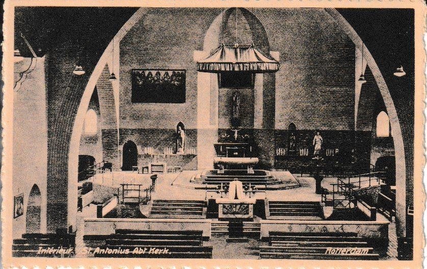 ROTTERDAM - INTERIEUR St. ANTONIUS KERK, Ophalen of Verzenden, 1920 tot 1940, Ongelopen, Zuid-Holland