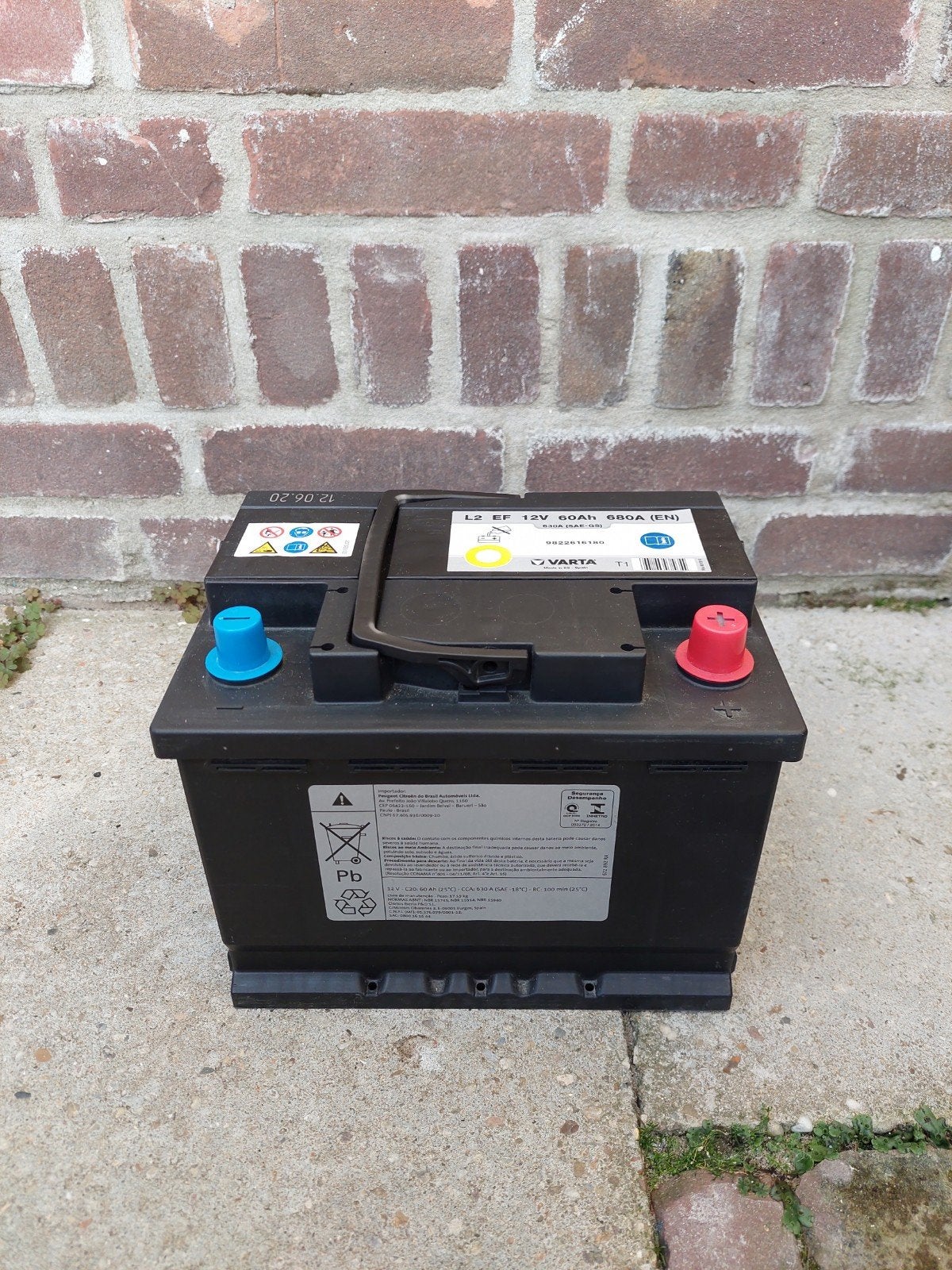 Gebruikte Varta accu ! 12 volt / 680 A\ 60 ah /Prijs €17,50, Ophalen, Gebruikt, Universele onderdelen