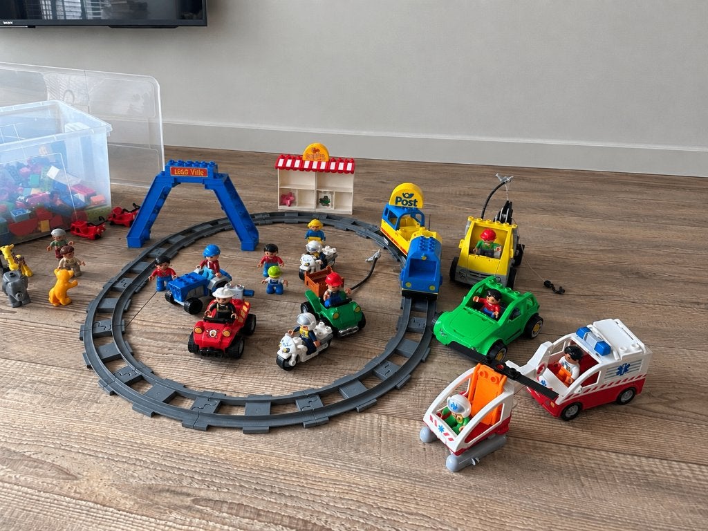 Grote bak met DUPLO o.a. met complete trein, Ophalen, Overige thema's, Compleet, Zo goed als nieuw