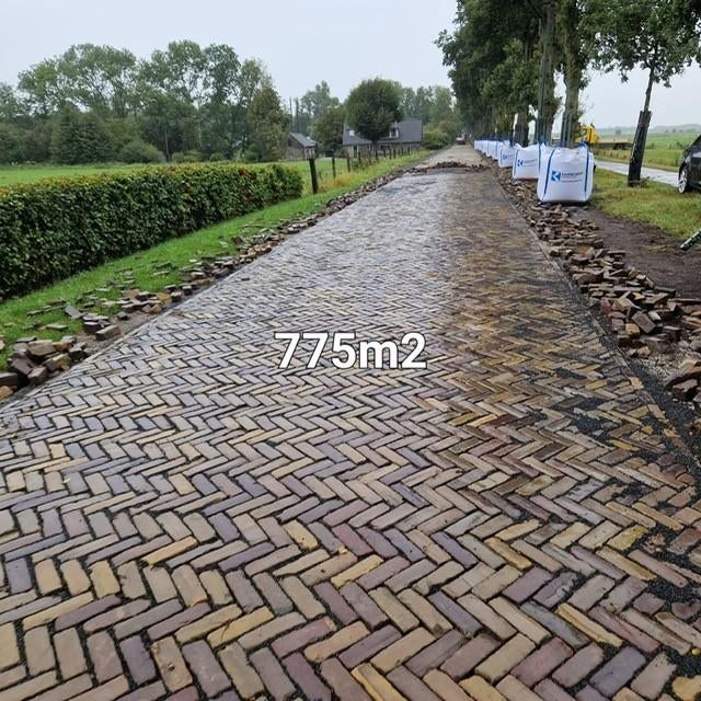 Prachtige oud en mooi afgesleten gebakken klinker dikformaat, Gebruikt, Keramiek, Klinkers, DeStenenMan