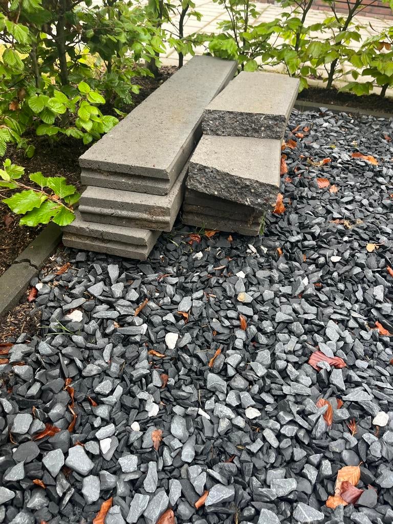 GRATIS opsluitbanden, Tuin en Terras, Ophalen, Overige typen, Zo goed als nieuw, Minder dan 5 m²