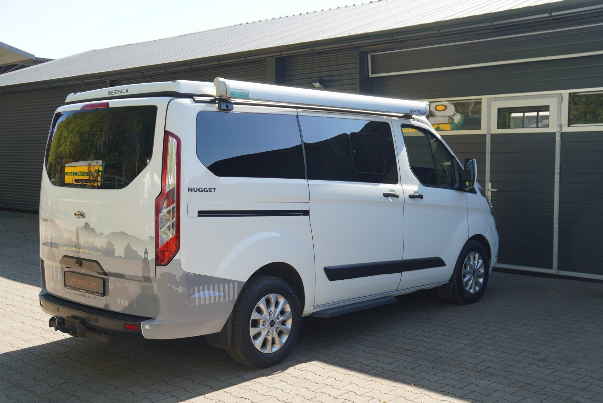 Ford Transit 2.0 TDCI AUT |NUGGET WESTFALIA | 1e EIGENAAR| H, Automaat, Buscamper of Camperbus, Tinnegieter 18 9502 EX Stadskanaal
9502EX  Stadskanaal, NL