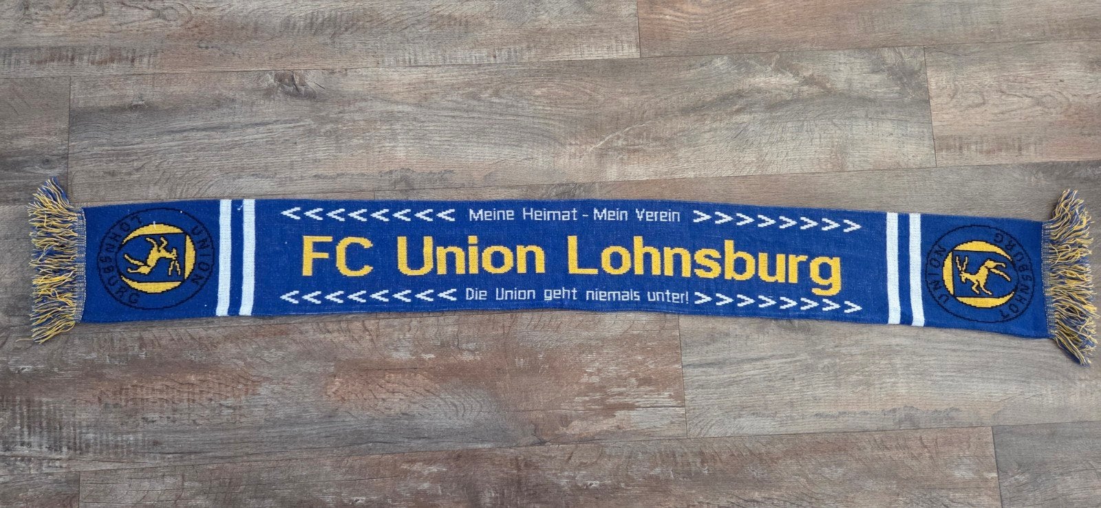 Sjaal FC Union Lohnsburg, Verzamelen, Sportartikelen en Voetbal, Ophalen of Verzenden, Zo goed als nieuw, Buitenlandse clubs, Vaantje of Sjaal