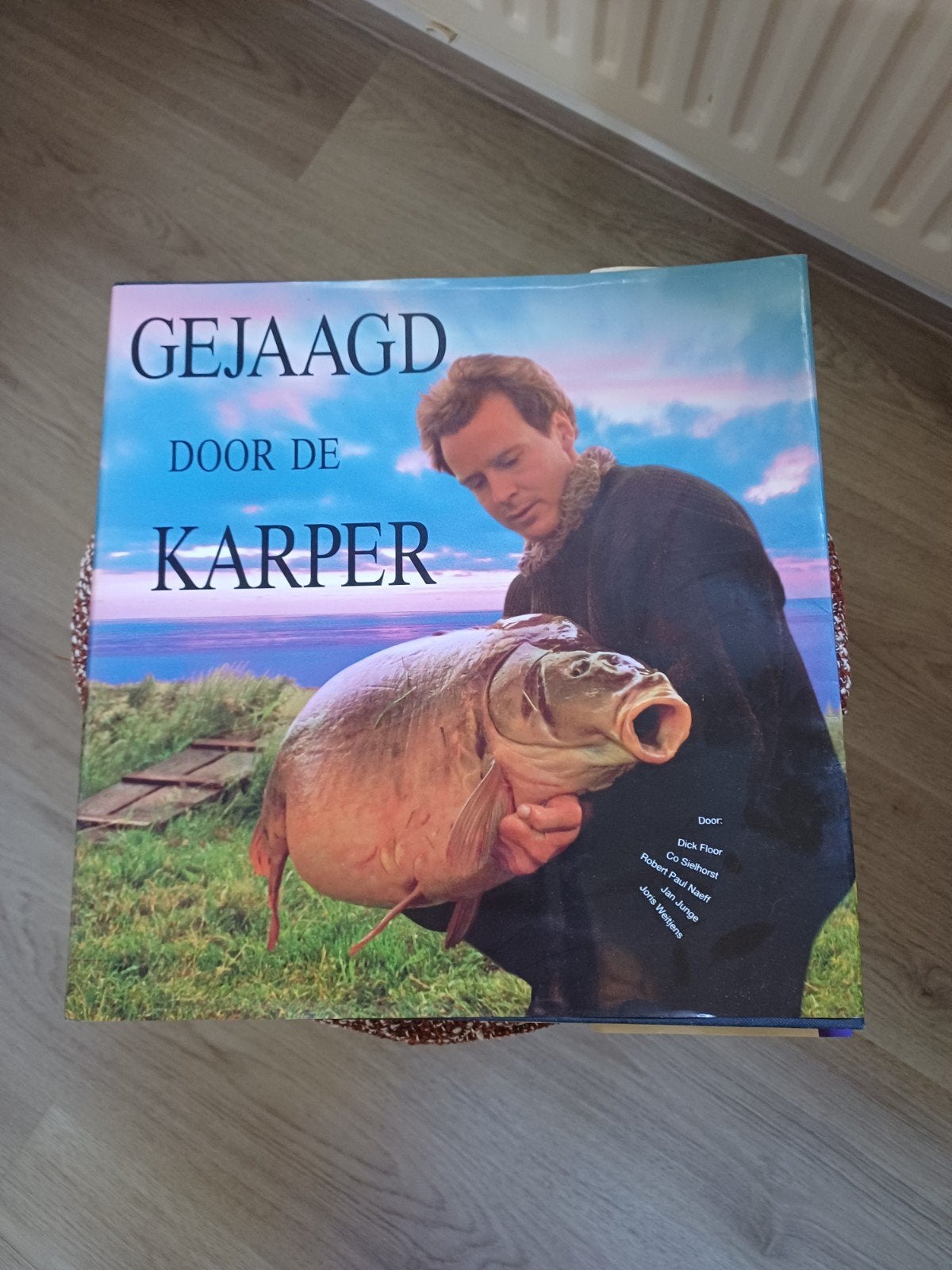 Karper boeken( 15 euro per stuk), Watersport en Boten, Hengelsport | Karpervissen, Ophalen, Overige typen