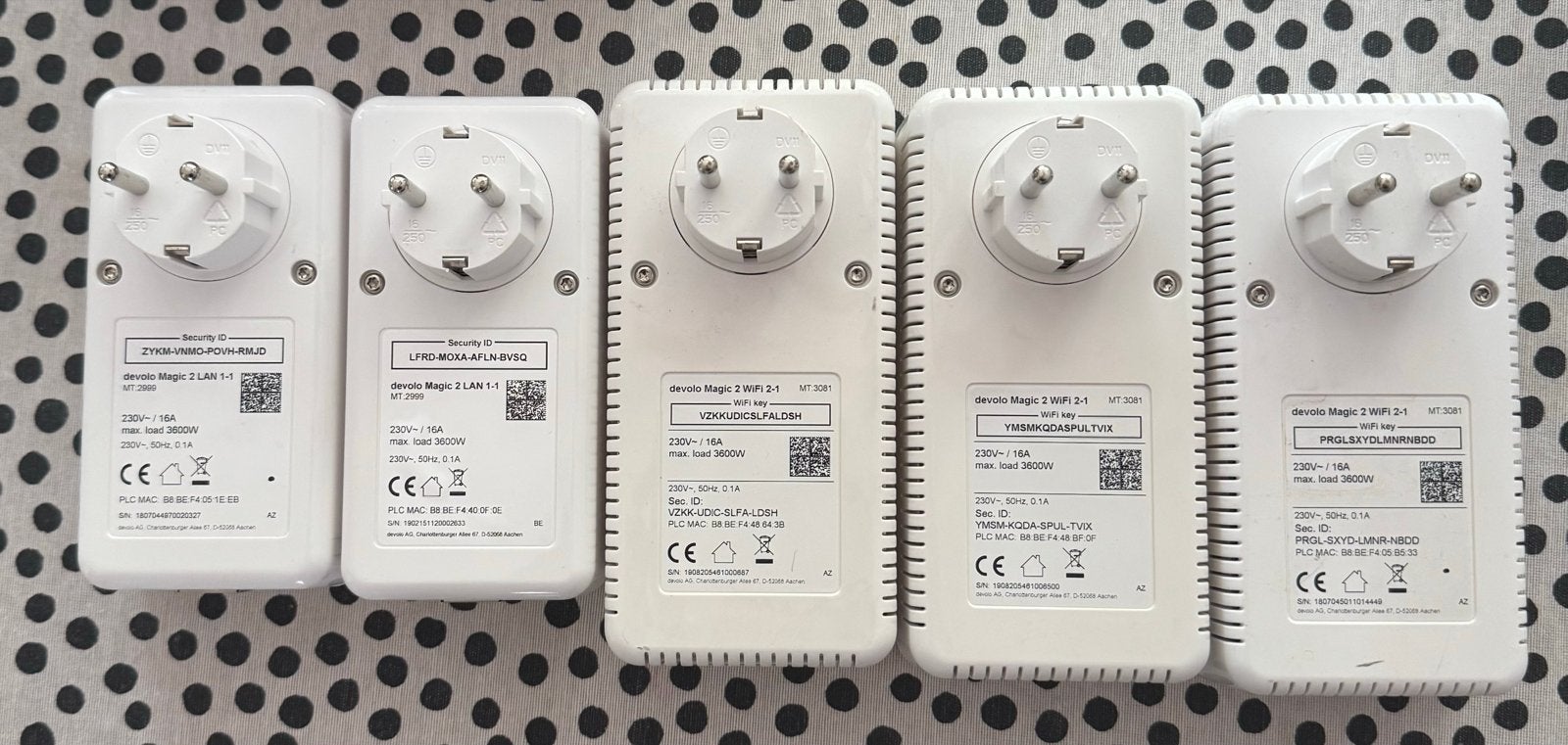 Devolo Magic 2 LAN 1-1 en Magic 2 WiFi 2-1 Powerline Adapter, Ophalen of Verzenden, Zo goed als nieuw