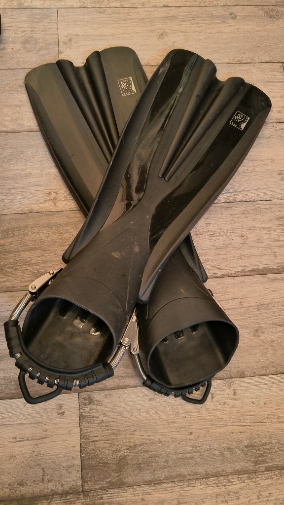 Mac Fishing Flippers II Lang inclusief Spring Fin Straps, Ophalen, Zo goed als nieuw, Overige typen