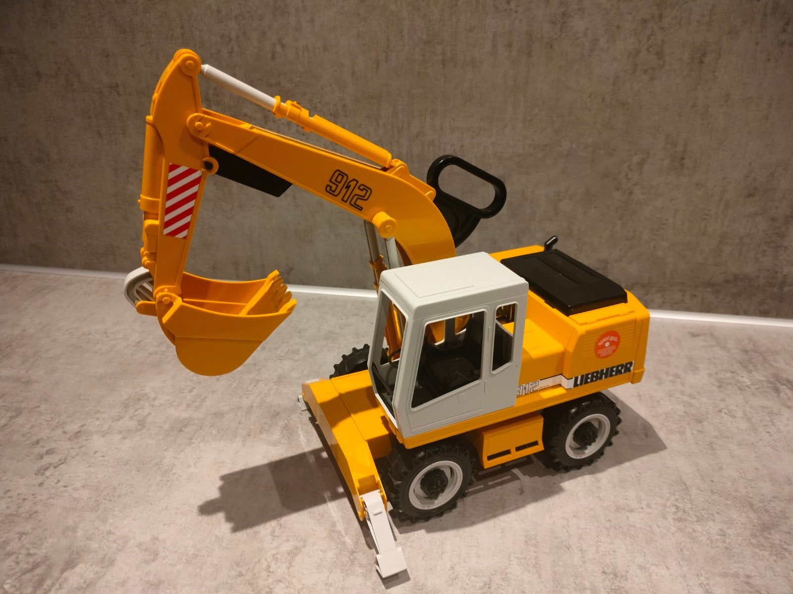 Bruder 2426 Liebherr Graafmachine - Zo goed als nieuw, Ophalen of Verzenden, Zo goed als nieuw