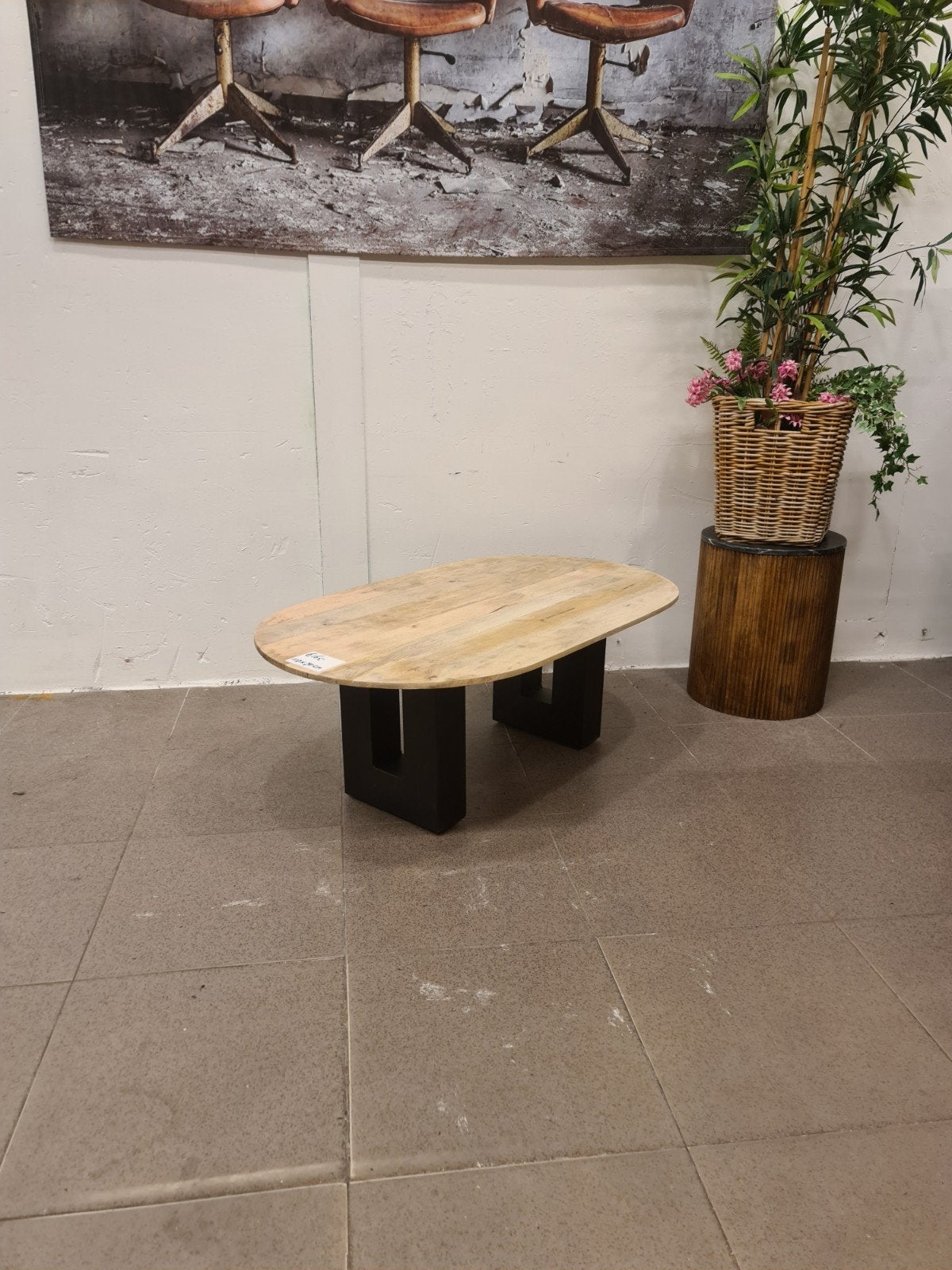 Nieuwe salontafel plat ovaal 110x70cm mangohout u-poot €130, Ophalen, Hout, ., Nieuw