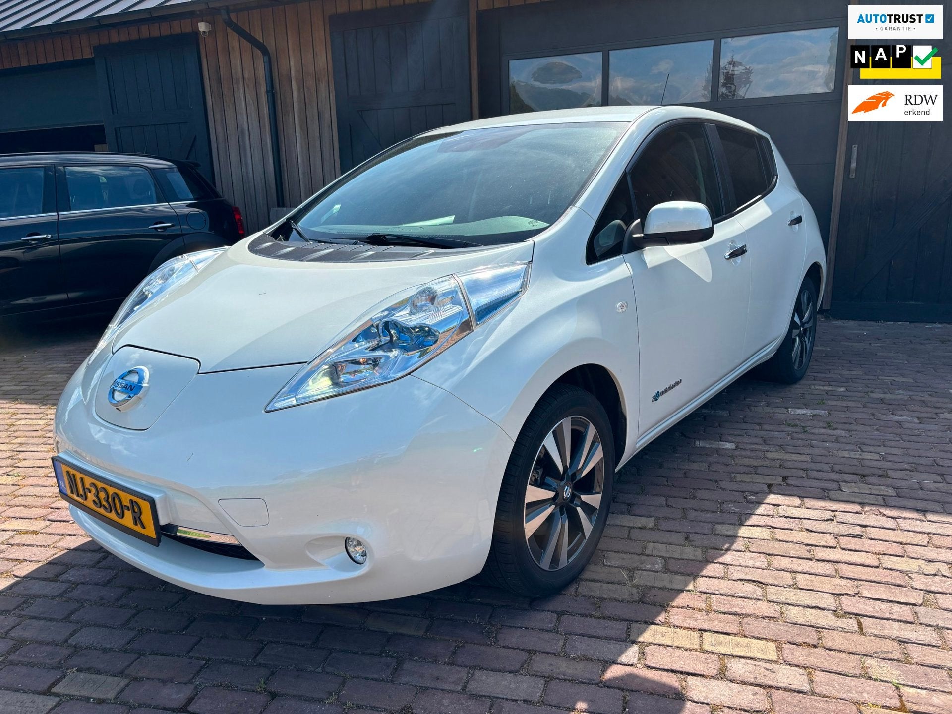 Nissan LEAF Tekna 30 kWh ,SOH WAARDE VAN 93%., Auto's, Nissan, Gebruikt, Wit, Leaf, 57 €/maand