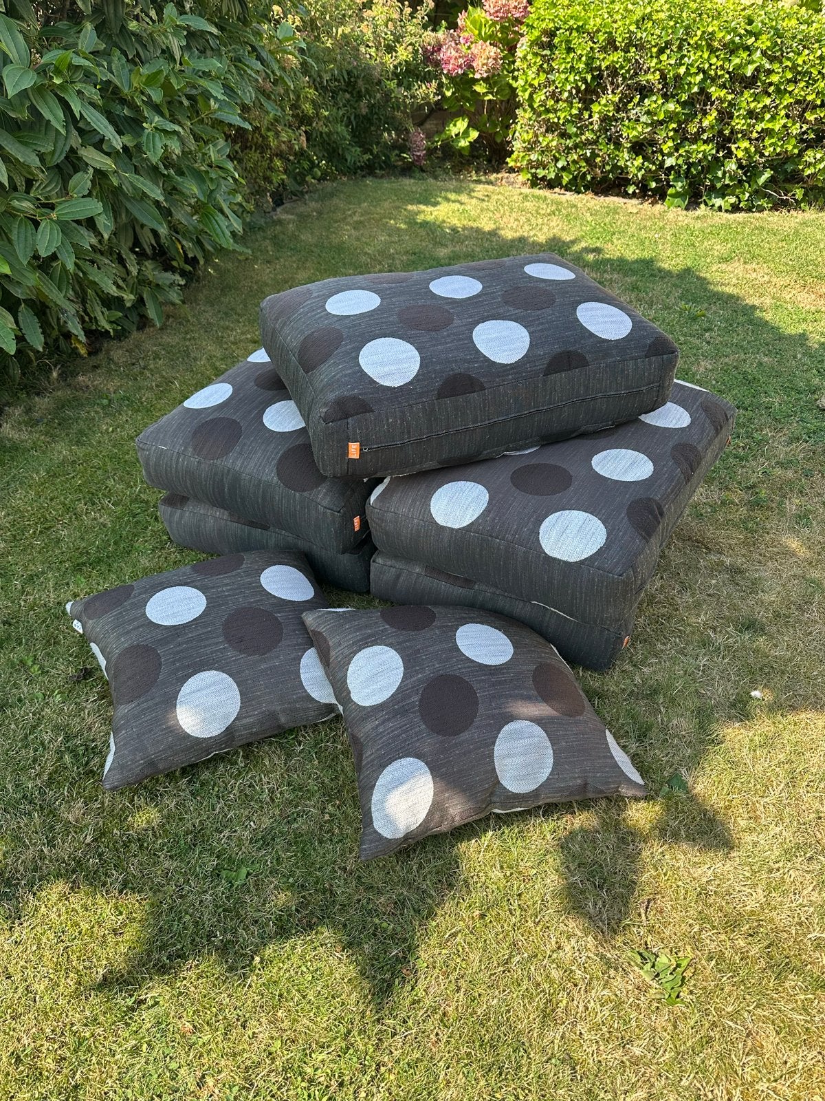 Life Tuinkussens Antraciet/Grijs met Stippen (7 stuks), Ophalen, Gebruikt