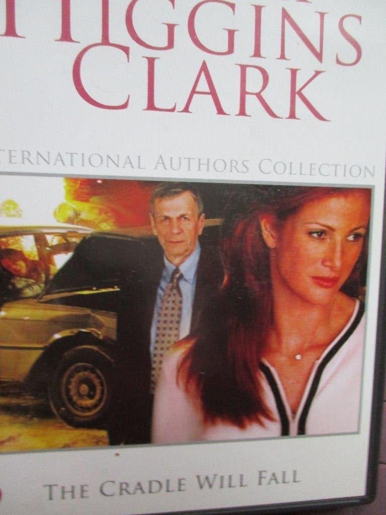 Mary Higgins Clark "The cradle will fall"., Vanaf 12 jaar, Ophalen of Verzenden, Gebruikt, Overige genres