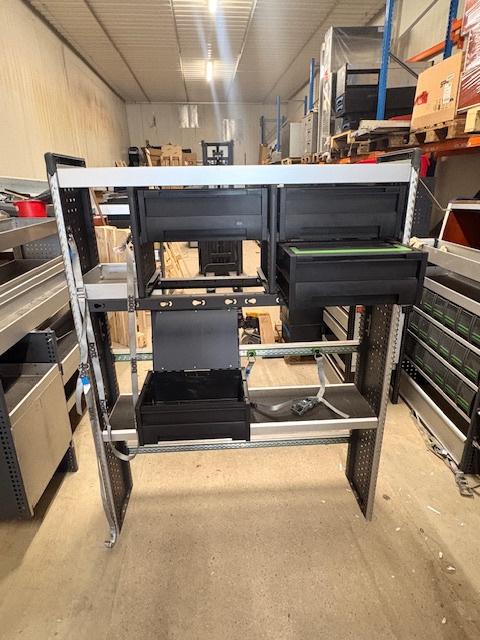 BOTT (1126) L128 B33 H171 €549, Auto diversen, Auto-accessoires, Ophalen, Zo goed als nieuw