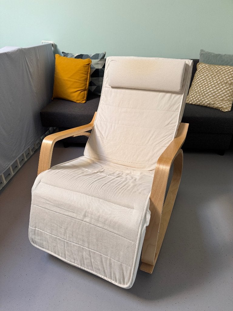 Comfortabele TecTake Onda Schommelstoel (Berkenhout/Beige), Huis en Inrichting, Ophalen, Hout, Overige kleuren, Zo goed als nieuw