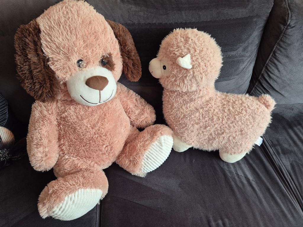 2 Grote knuffels - Hond en schaap, Ophalen, Zo goed als nieuw, Hond, Groot (groter dan 80 cm)