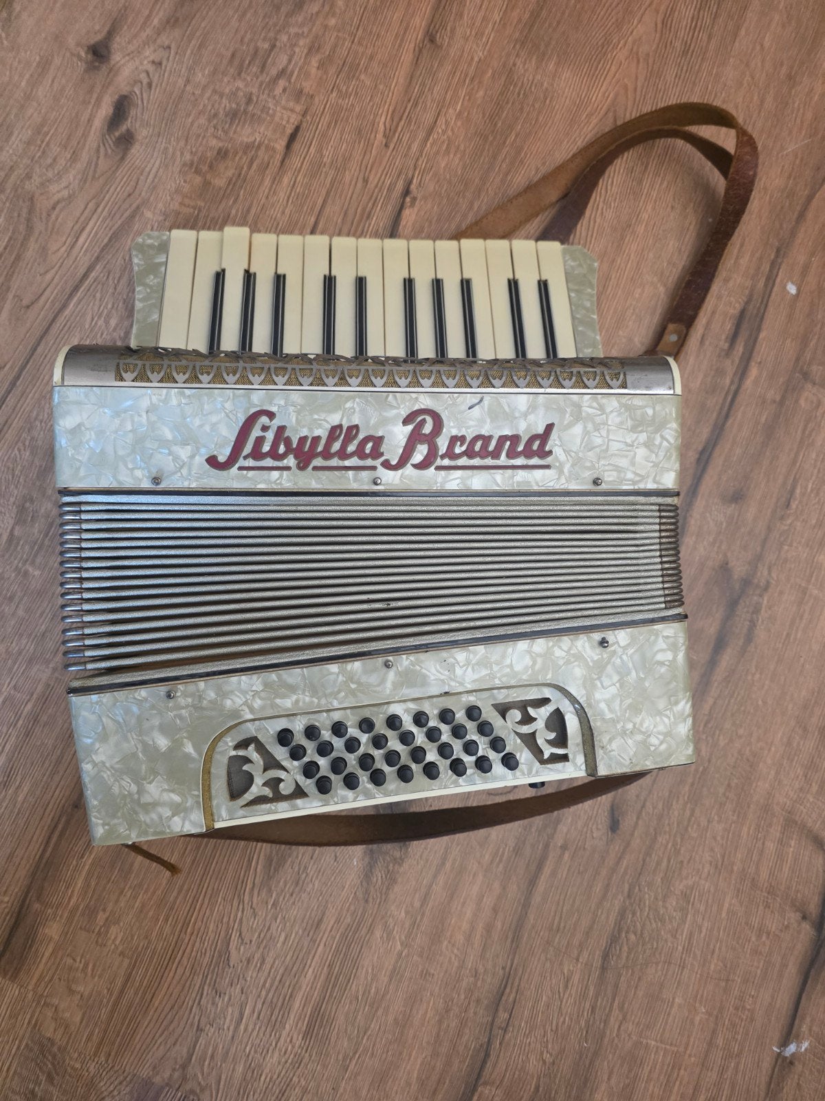 Antiek Sibylla Brand Accordeon, Overige merken, Gebruikt, Overige formaten, Toetsaccordeon