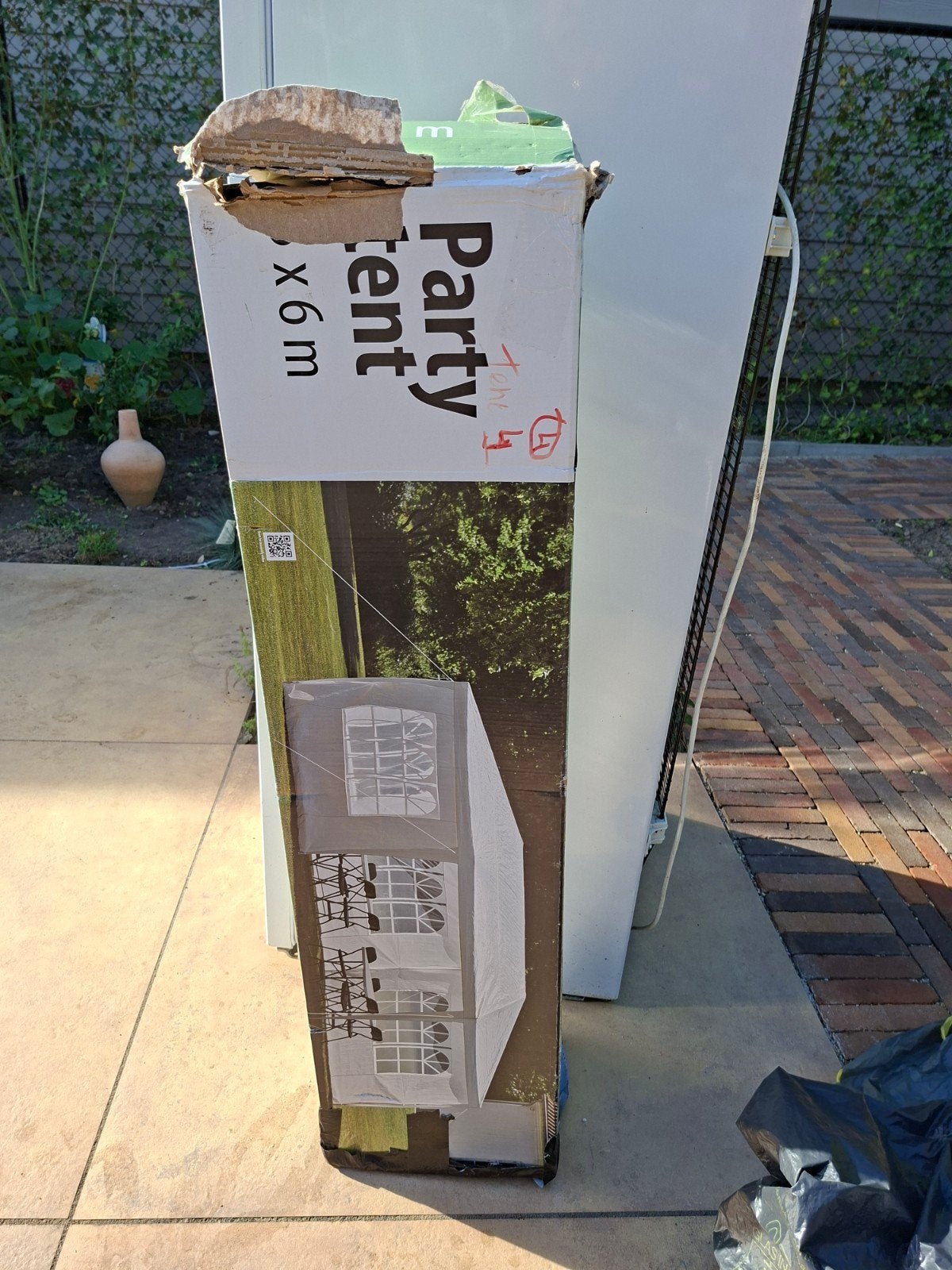 2 x Partytent 3x6, 2x statafel, 12 barkrukken, Glazen 100 p., Tuin en Terras, Ophalen, Overige typen