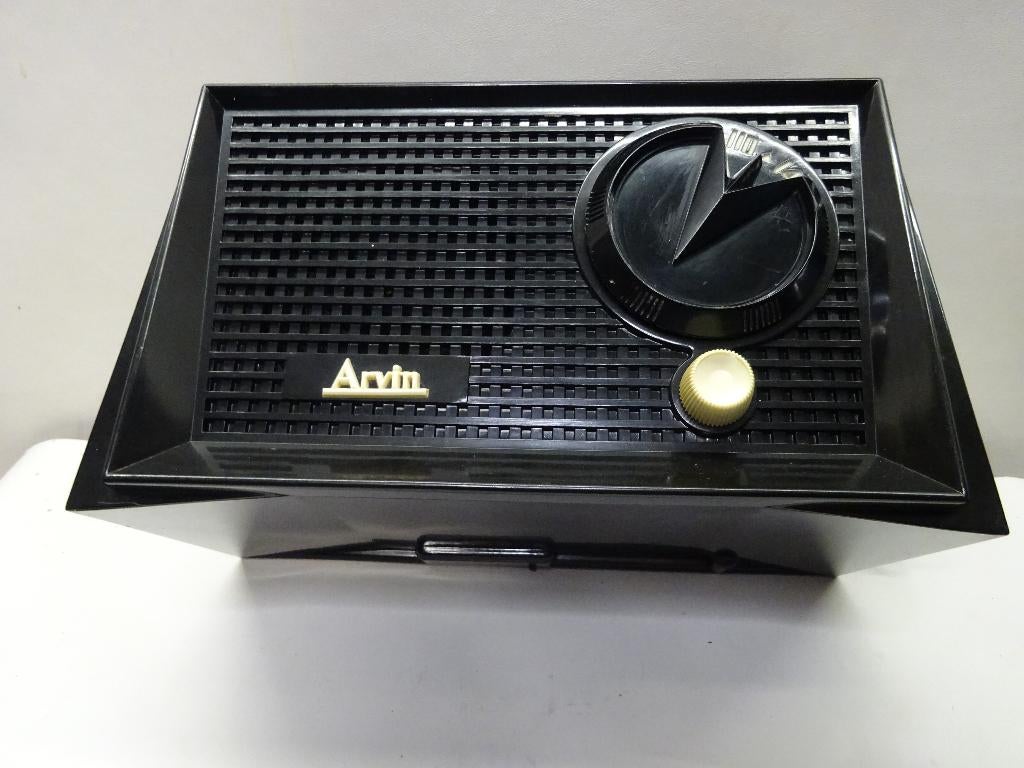 Arvin, bakeliete buisradio,model 950T2 met deco-behuizing, Ophalen of Verzenden, Gebruikt, Radio