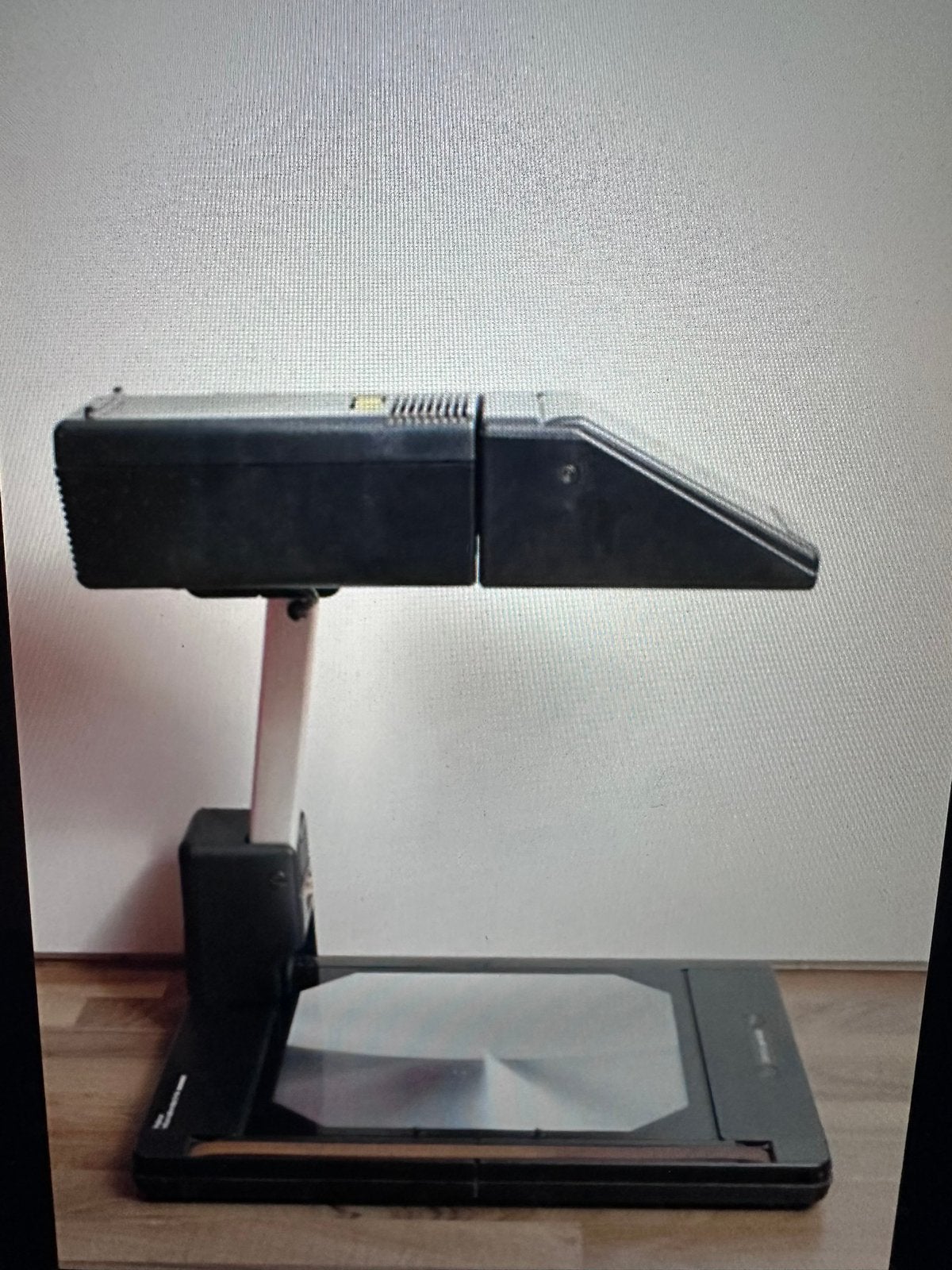 Overheadprojector, Ophalen, Zo goed als nieuw