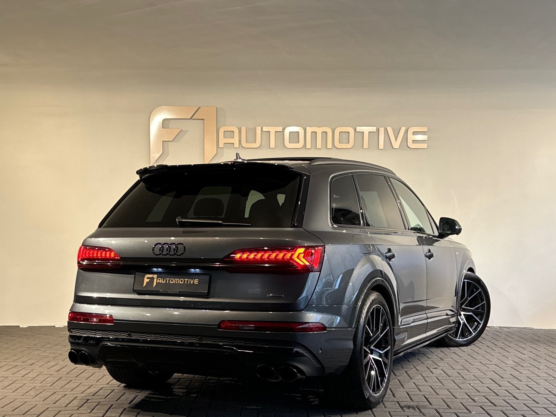 Audi Q7 60 TFSI e quattro Competition Pano|Memory|Matrix|SQ7, Auto's, Audi, Automaat, Automatische klimaatregeling, Gebruikt, 2995 cc