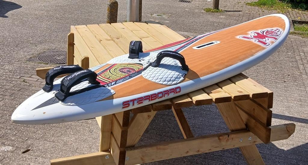 Starboard kode 94l Freestyle wave with two fins, Ophalen, Gebruikt, Plank